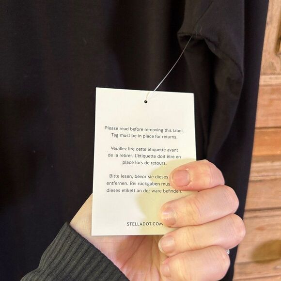 NWT Maette By Stella & Dot XXL‎ Black Shoulder Cut Out Long Sleeve Shirt - Picture 6 of 10